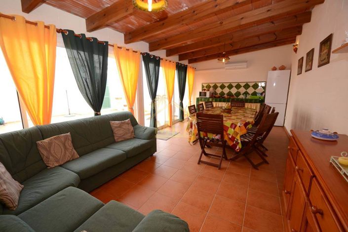 Image No.30-4 Bed Townhouse for sale