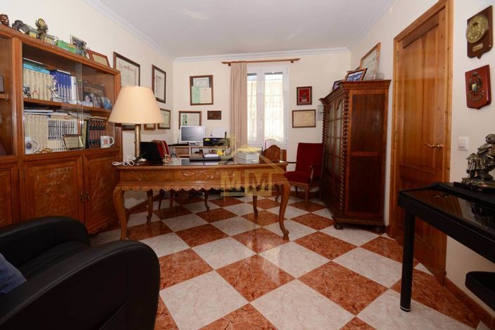 Image No.5-4 Bed Townhouse for sale