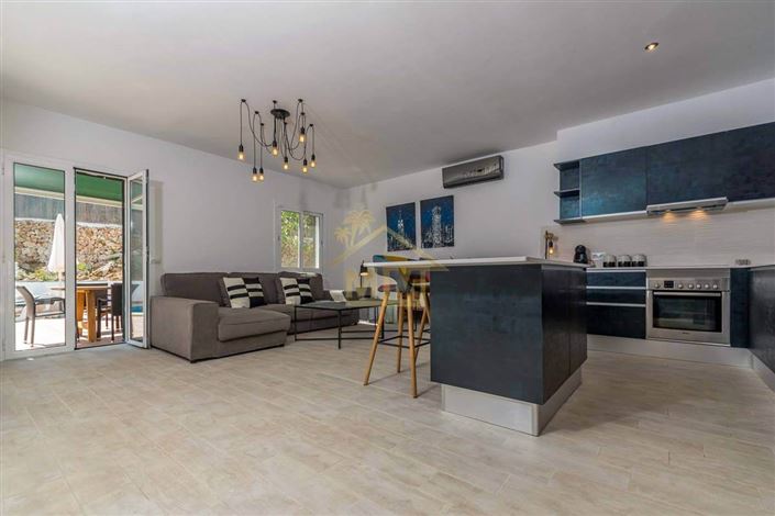 Image No.10-4 Bed Villa for sale