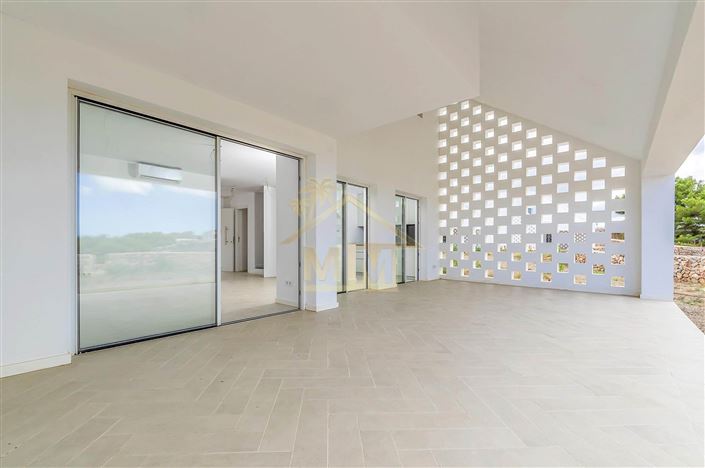 Image No.10-4 Bed Villa for sale