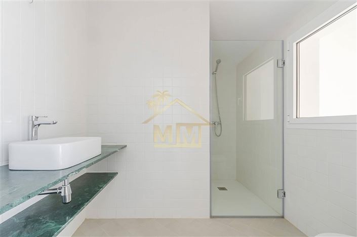 Image No.27-4 Bed Villa for sale