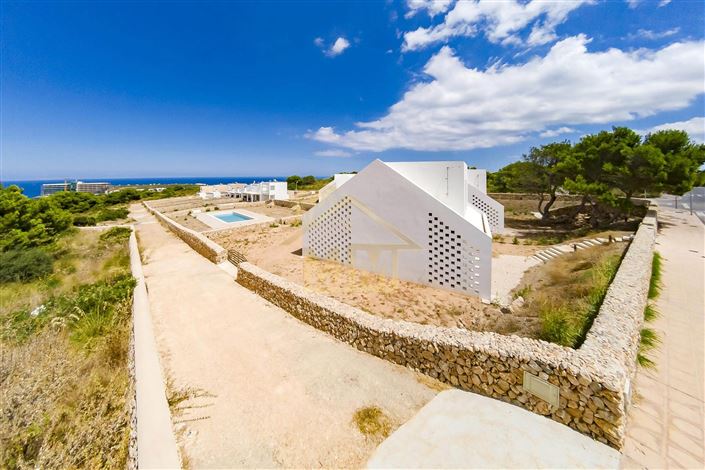 Image No.4-4 Bed Villa for sale