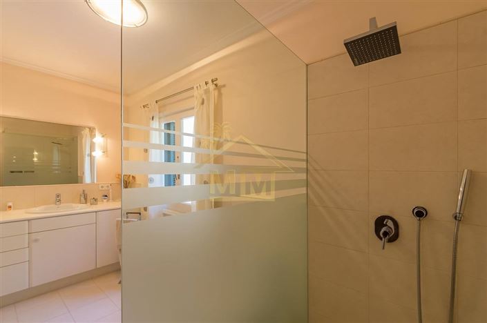 Image No.25-4 Bed Villa for sale