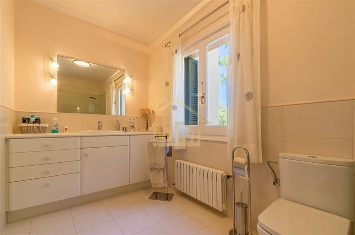 Image No.26-4 Bed Villa for sale