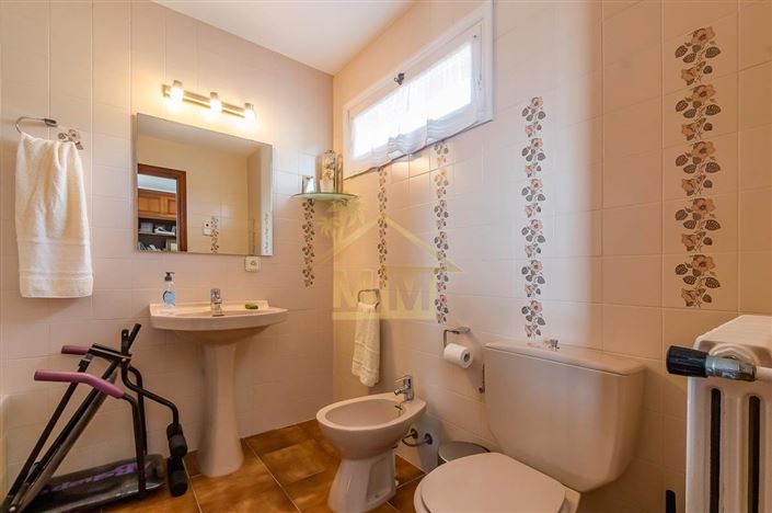 Image No.32-4 Bed Villa for sale