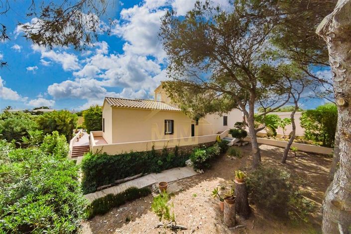 Image No.39-4 Bed Villa for sale