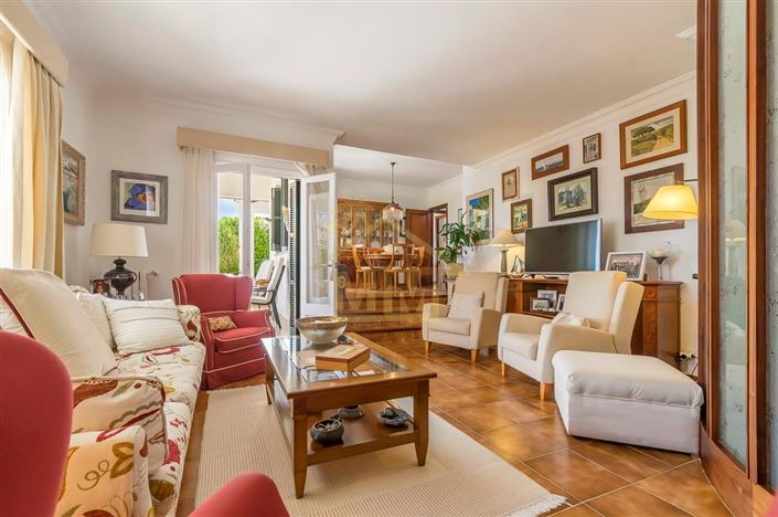 Image No.9-4 Bed Villa for sale