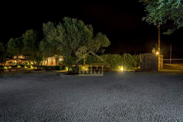 Image No.43-4 Bed Country House for sale