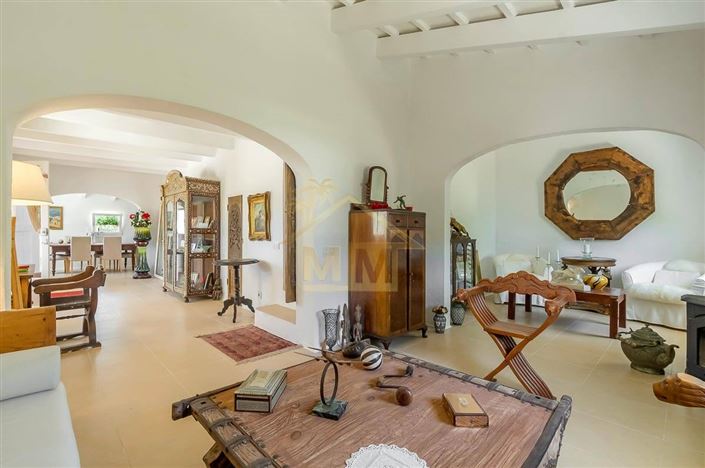 Image No.6-4 Bed Country House for sale