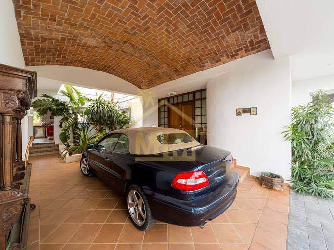 Image No.6-7 Bed Villa for sale