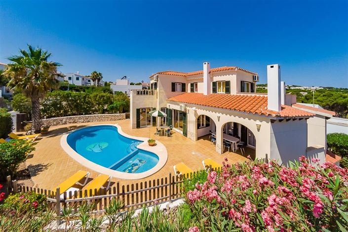Image No.1-4 Bed Villa for sale
