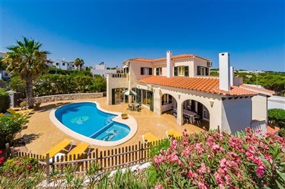 4 Bed Villa for sale