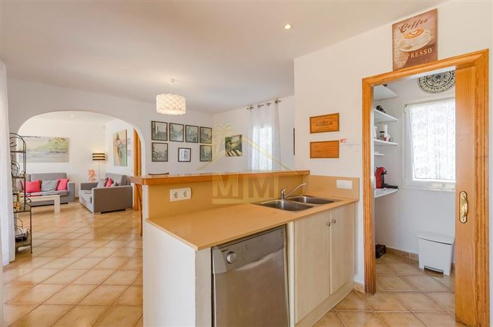 Image No.11-4 Bed Villa for sale