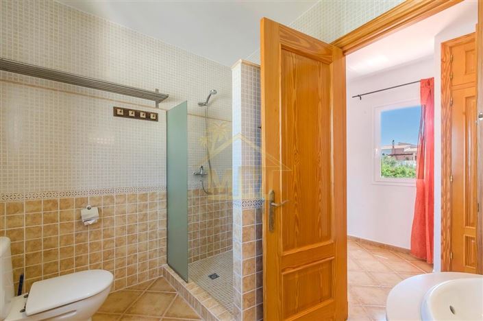 Image No.17-4 Bed Villa for sale