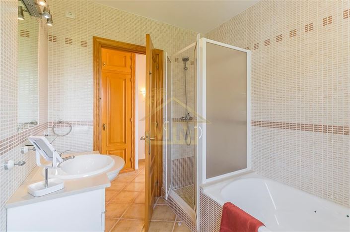 Image No.19-4 Bed Villa for sale