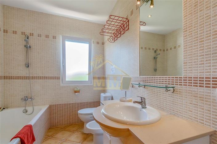 Image No.20-4 Bed Villa for sale