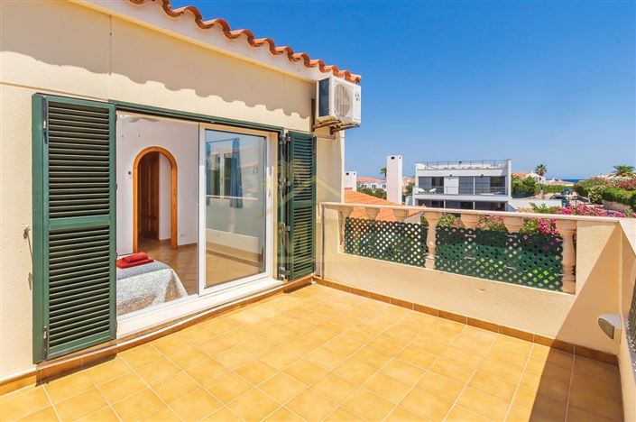 Image No.22-4 Bed Villa for sale