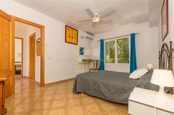 Image No.25-4 Bed Villa for sale