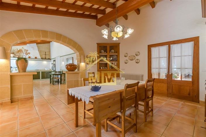 Image No.18-7 Bed Country House for sale