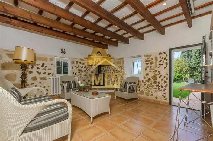 Image No.23-7 Bed Country House for sale