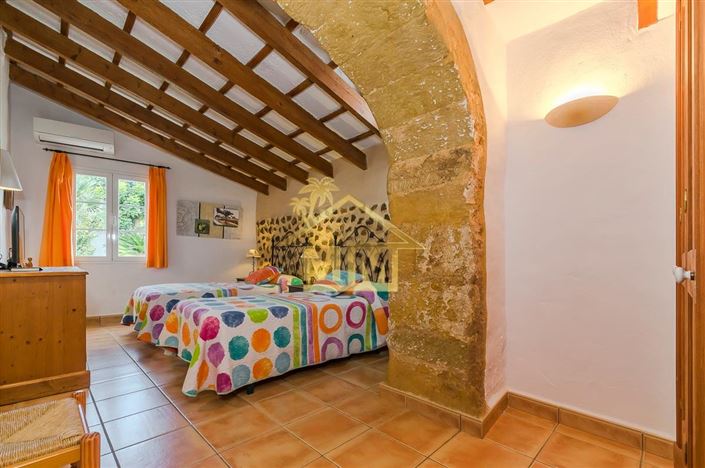 Image No.29-7 Bed Country House for sale