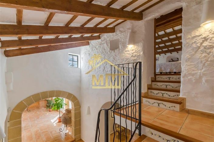 Image No.36-7 Bed Country House for sale