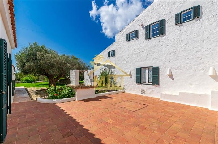 Image No.9-7 Bed Country House for sale