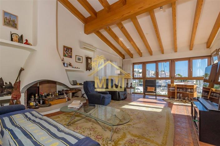 Image No.11-4 Bed Villa for sale