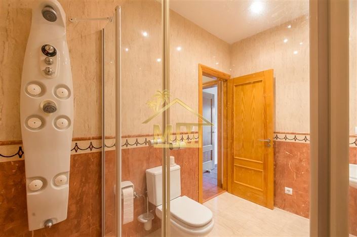 Image No.25-4 Bed Villa for sale