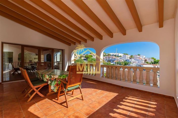 Image No.5-4 Bed Villa for sale