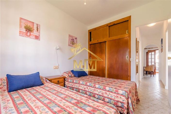 Image No.20-2 Bed Apartment for sale