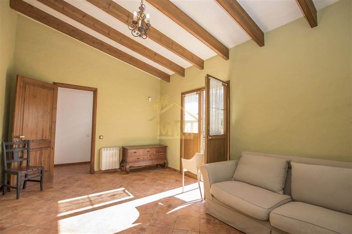 Image No.36-6 Bed Country House for sale