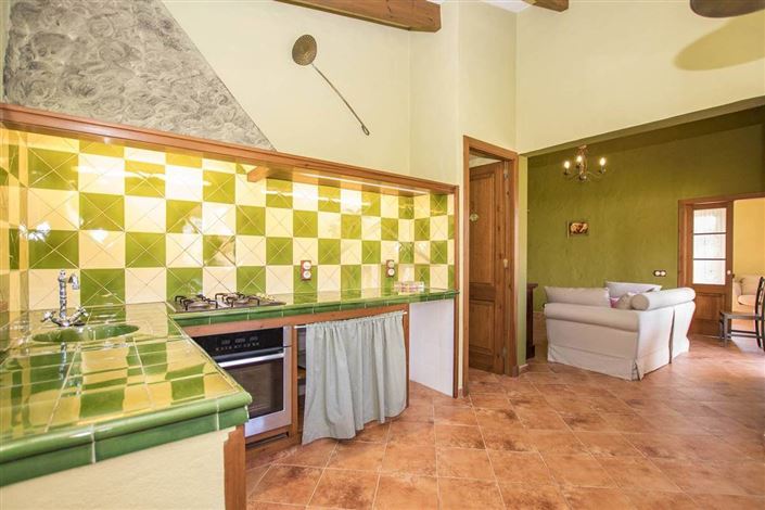 Image No.38-6 Bed Country House for sale