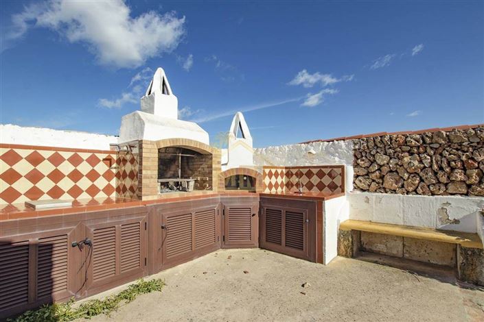 Image No.40-6 Bed Country House for sale