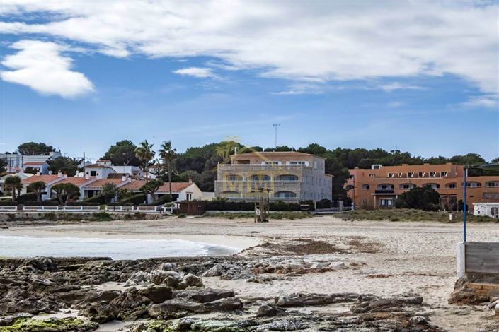 Image No.2-Commercial de 18 chambres à vendre à Sant Lluis