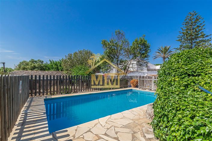 Image No.2-5 Bed Country House for sale