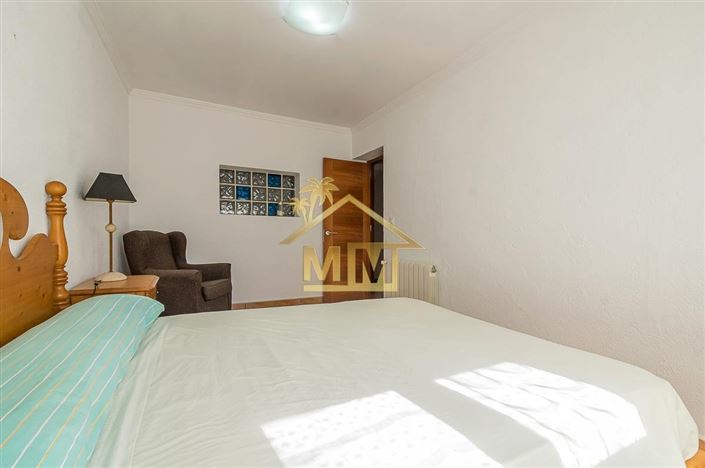 Image No.21-3 Bed House for sale