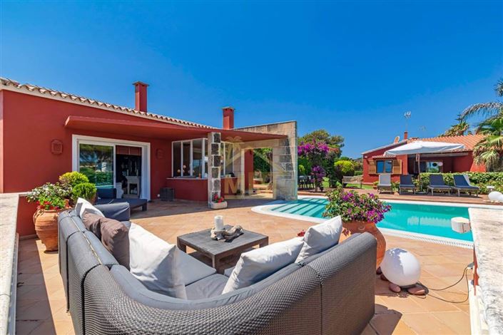 Image No.1-7 Bed Villa for sale