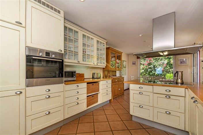 Image No.13-7 Bed Villa for sale