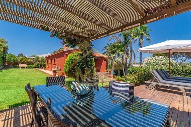 Image No.4-7 Bed Villa for sale