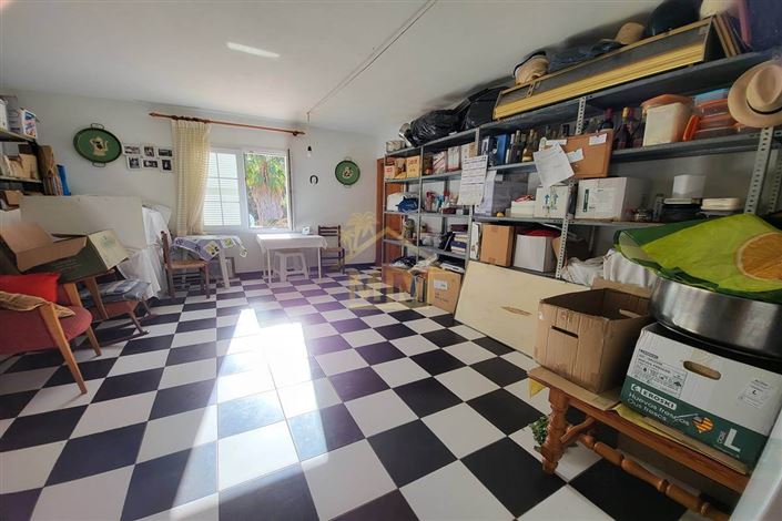 Image No.21-6 Bed Apartment for sale