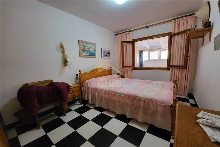 Image No.28-6 Bed Apartment for sale