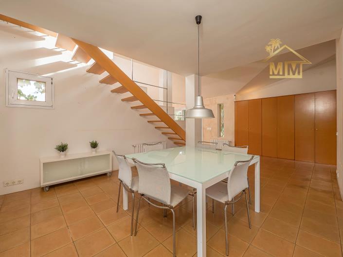 Image No.18-3 Bed Villa for sale