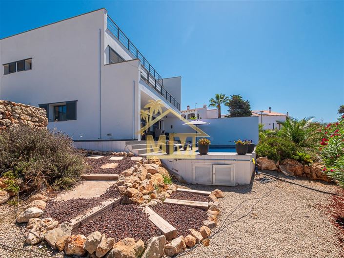 Image No.11-3 Bed Villa for sale