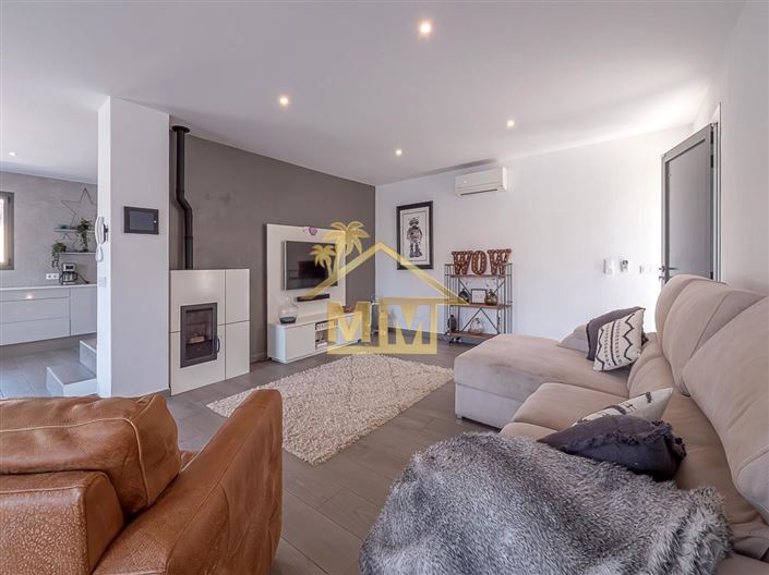 Image No.20-3 Bed Villa for sale