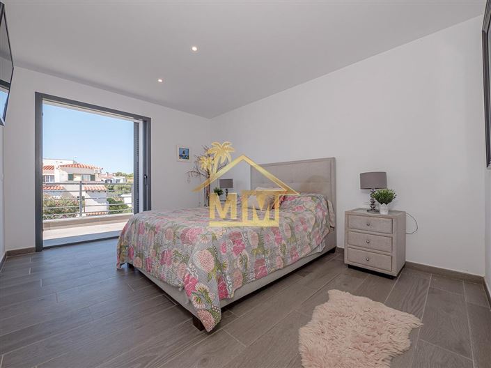 Image No.38-3 Bed Villa for sale