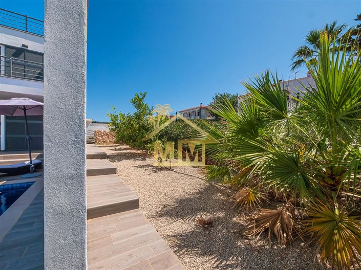 Image No.5-3 Bed Villa for sale