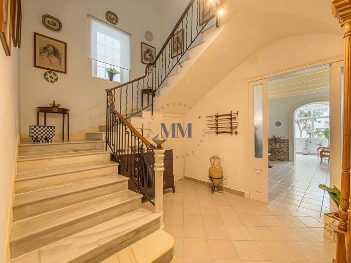 Image No.5-5 Bed Townhouse for sale