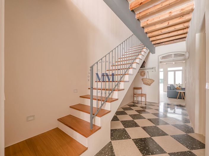 Image No.5-4 Bed Townhouse for sale