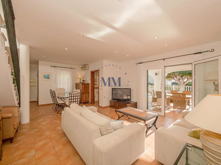 Image No.10-4 Bed Villa for sale